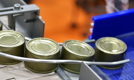 canned-food-products-conveyor-belt-distribution-warehouse